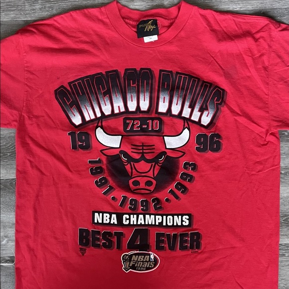 VINTAGE CLOTHING - Picture 3 of 8